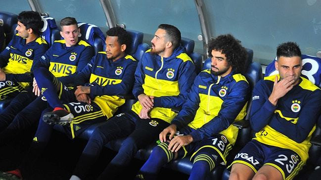 Fenerbahçe'de kadro çalışmaları erken başladı