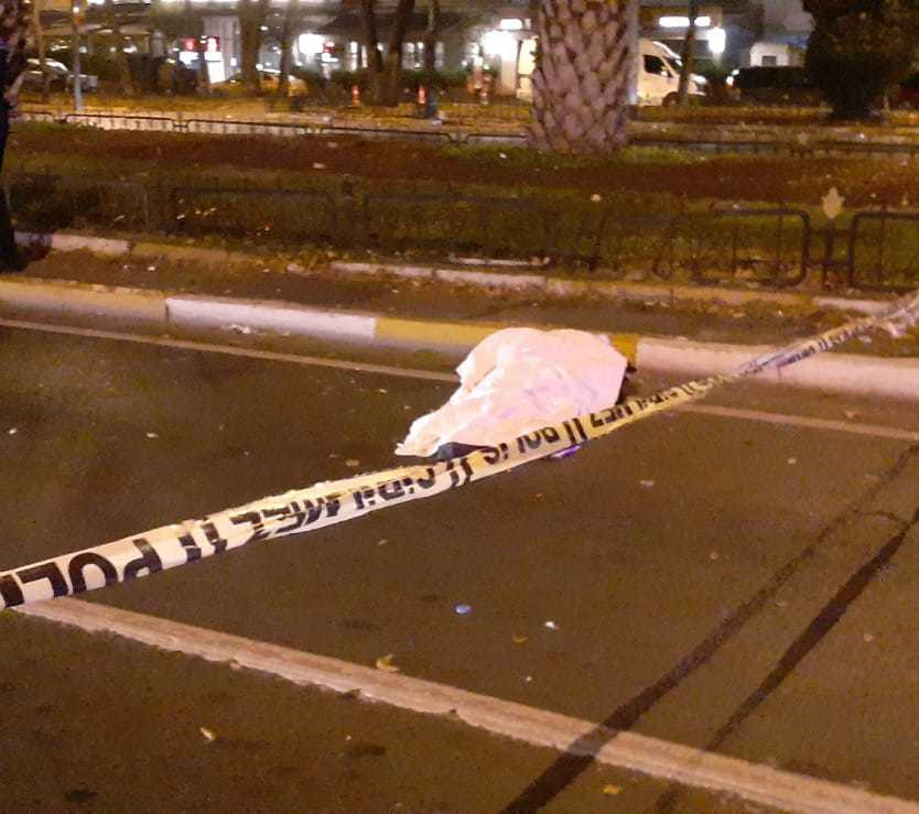 İstanbul'da feci kaza: Yaya 50 metre savrulurken, şoför olay yerinden…