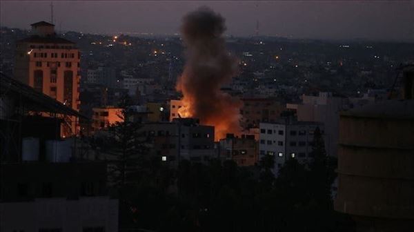 إسرائيل تقصف مواقع فلسطينية في قطاع غزة