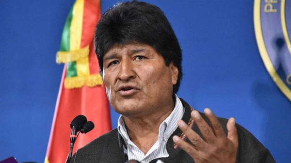 Bolivia's Morales welcomes new heads of Senate, Deputies