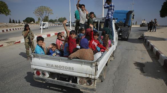 Tel Abyad'a dönüşler başladı: 6 yıl sonra akrabalar kavuştu