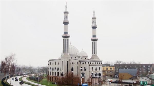 Amsterdam’s Blue Mosque audio cable cut by unidentified individuals