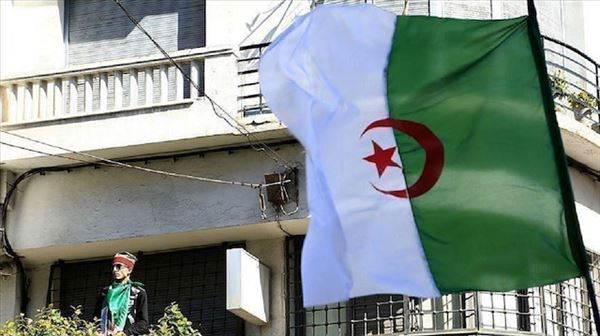 الجزائر.. المصادقة على قانون المحروقات المثير للجدل