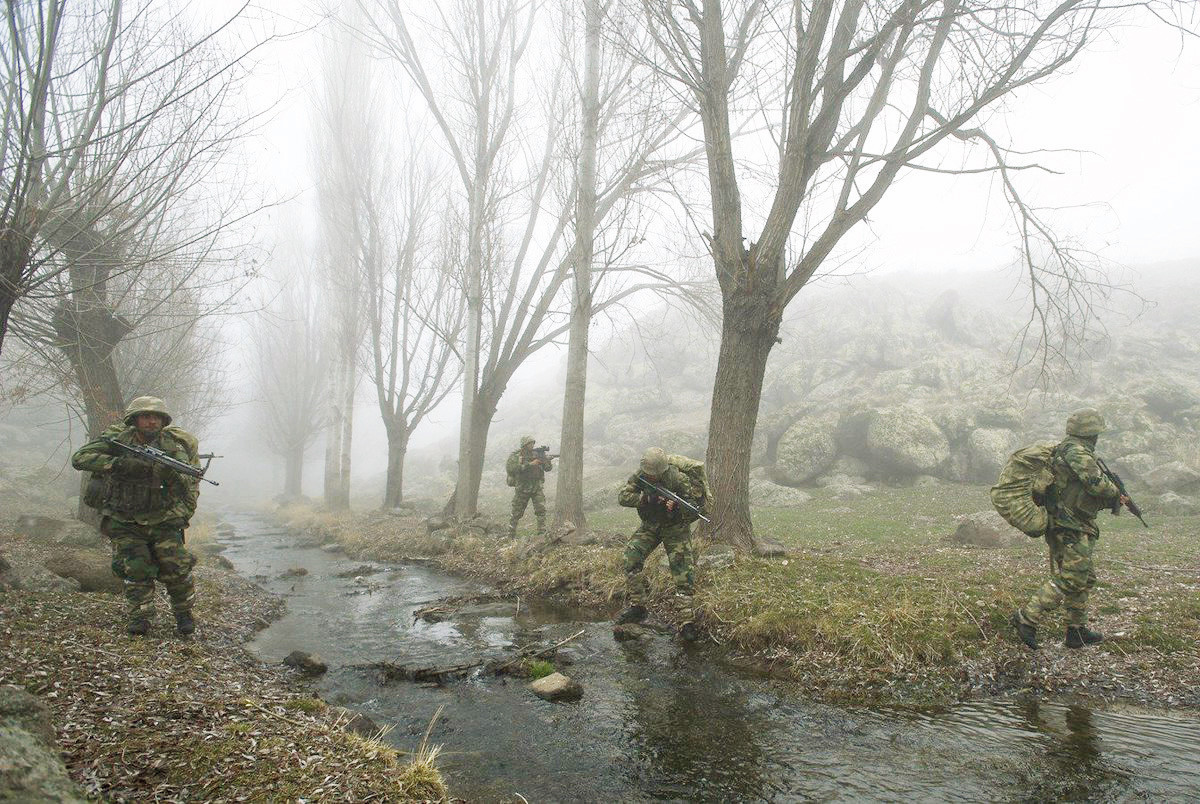 Hisar'a az kaldı