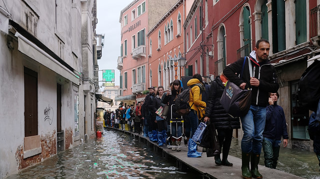 Venedik'te su baskınının faturası 1 milyar Euro