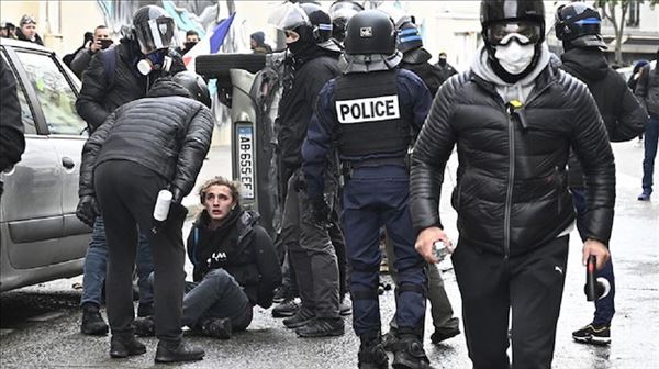 فرنسا.. ارتفاع عدد موقوفي 'السترات الصفراء' إلى 164 متظاهرا