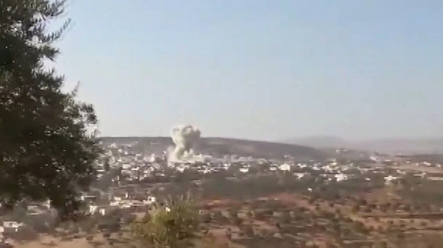 Rus uçakları İdlib çevresini bombaladı: 3 kişi öldü, 5'i çocuk 9 kişi yaralandı