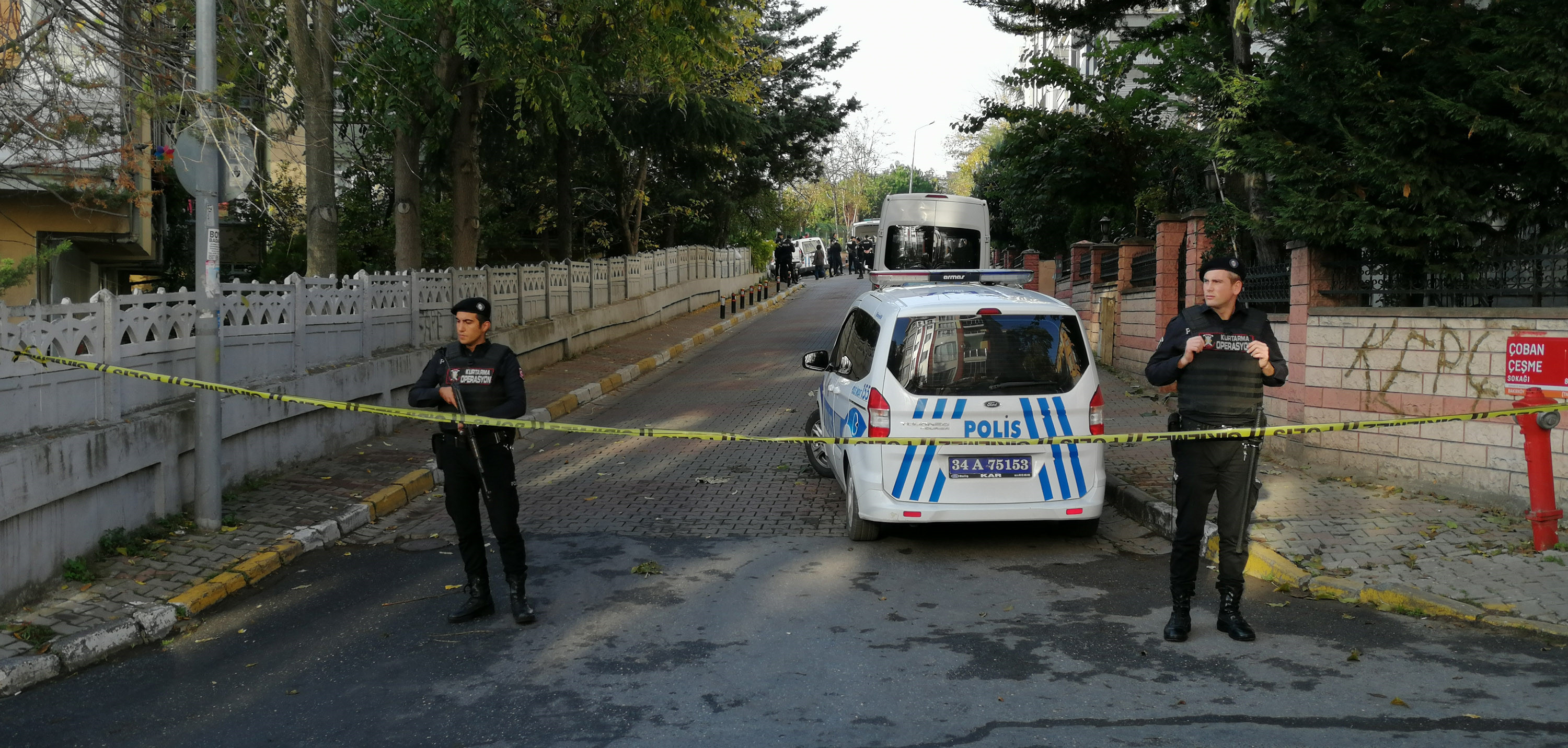 ​İstanbul Bakırköy'de bir evde, biri çocuk 3 kişinin cansız bedeni…