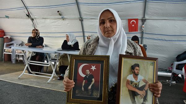 Turkish mothers’ sit-in against YPG/PKK enters 76th day
