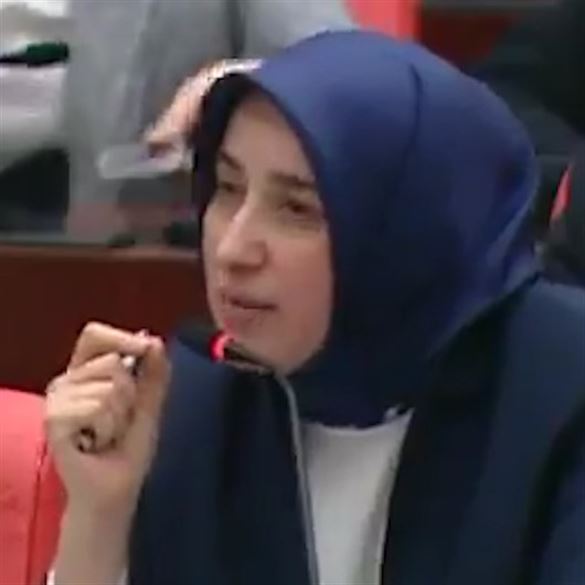 AK Parti Sözcüsü Çelik: Hiç kimse Meclis'teki bir kadın milletvekilini…