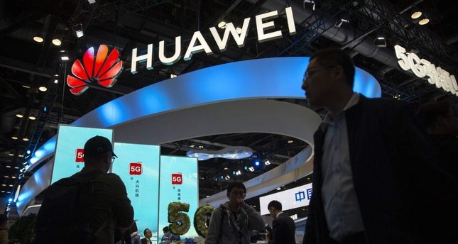 Huawei plans to build components plant in Europe