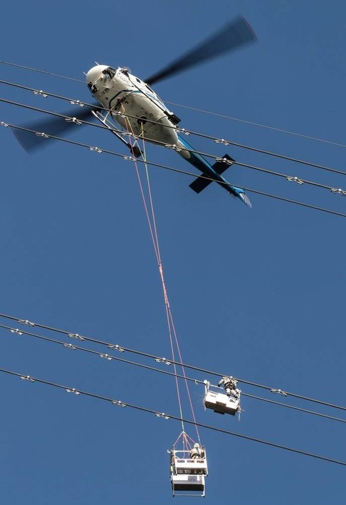 Power to Istanbul: A dangerous job above the Bosporus