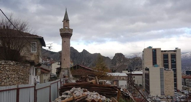 15th-century minaret stands tall as mosque undergoes third reconstruction