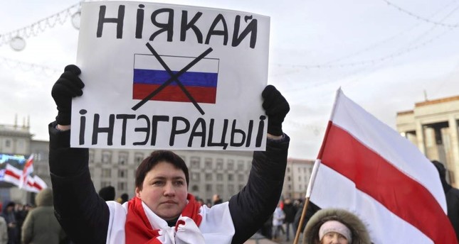 Protest in Minsk as Belarus eyes closer integration with Russia