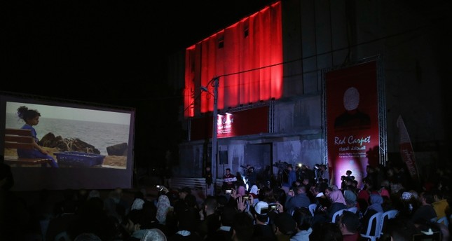 انطلاق مهرجان “السجادة الحمراء” في غزة