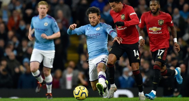 City's title hopes fade as United wins Manchester derby