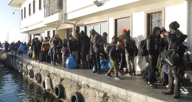 Almost 250 irregular migrants held in western Turkey's Çanakkale