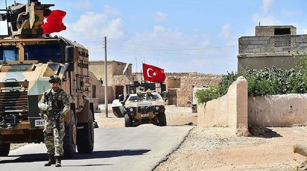 Turkish army builds more road checkpoints in N.Syria