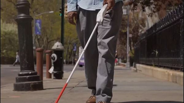 Turkish inventor helps blind with high-tech walking cane
