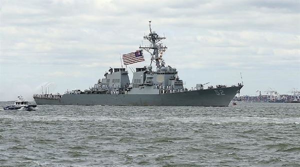 البحرية الأمريكية تعلّق تدريب 303 سعوديين على خلفية حادثة فلوريدا