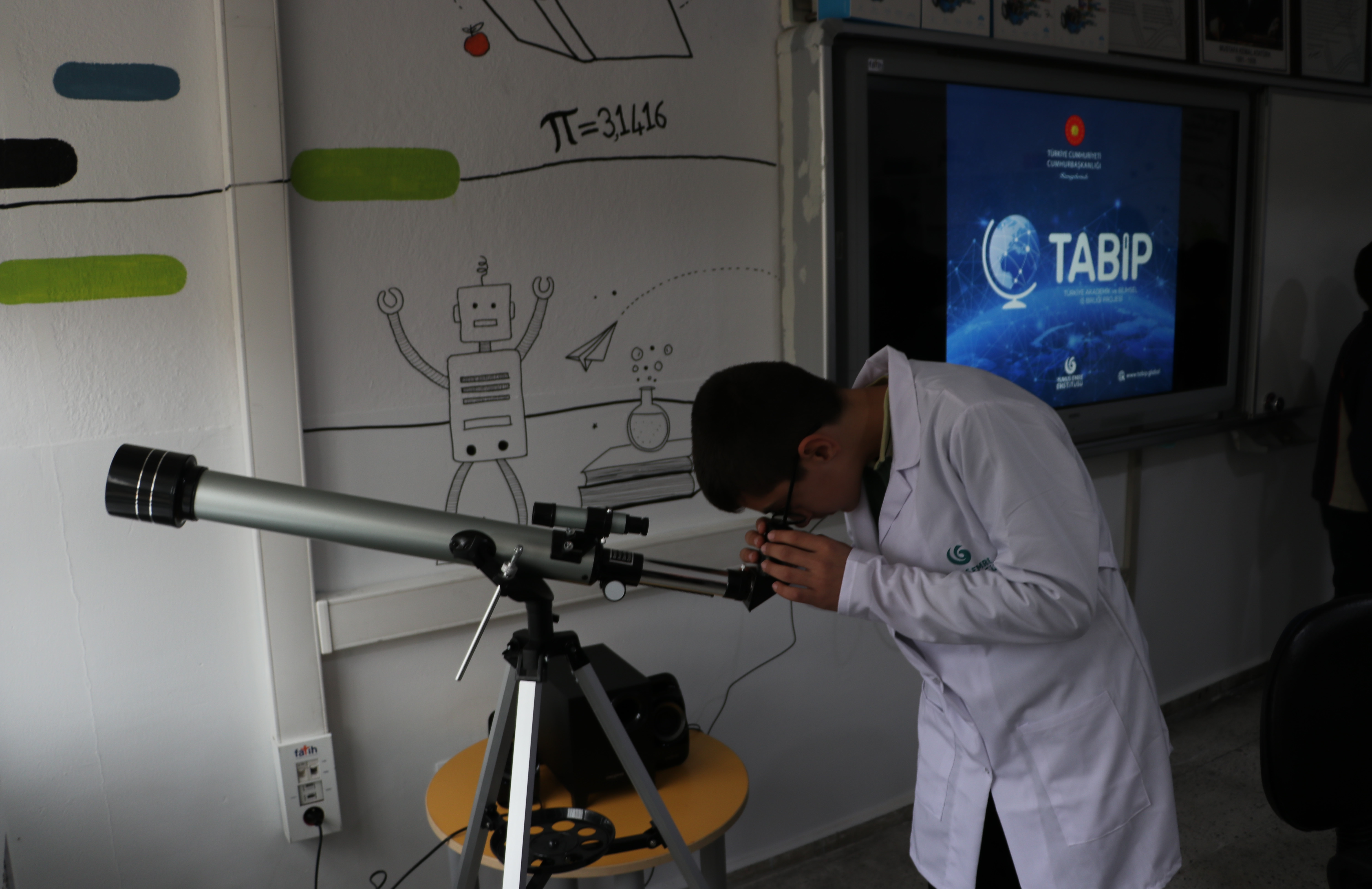Yunus Emre Enstitüsü ilk bilim sınıfını Mardin'de açtı: Çocuklarımız dünyadaki rekabetten geri…