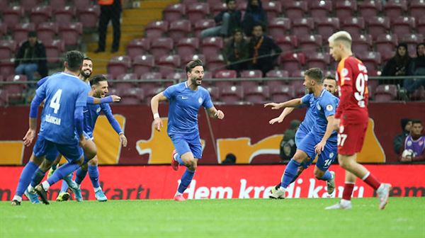 Galatasaray-Tuzlaspor: 0-2