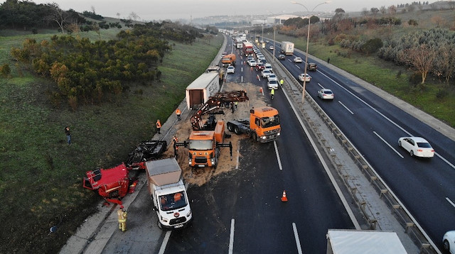 TEM'i kullanacaklar dikkat: Trafik kitlendi