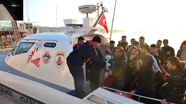 خفر السواحل التركي يضبط 39 مهاجرًا غير نظامي غربي البلاد
