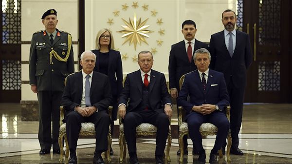 أردوغان يتسلم أوراق اعتماد سفيري اليونان والمكسيك