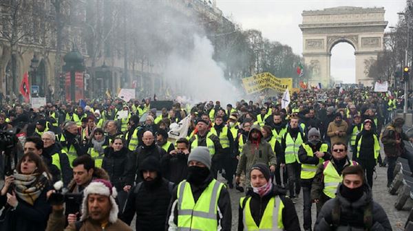 'مراسلون بلا حدود' تدعو فرنسا لـ'أحترام العمل الصحفي'
