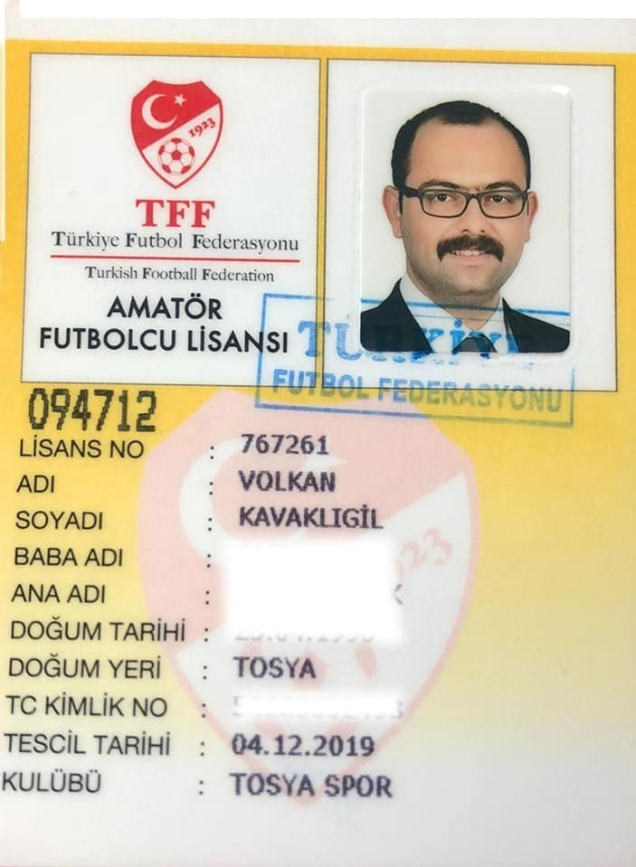 Hem belediye başkanı hem futbolcu